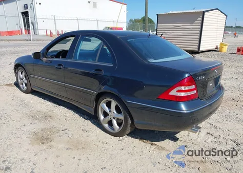 2005 Mercedes-Benz C 230 Kompressor Sport из США, поврежденный, VIN WDBRF40J05F702618